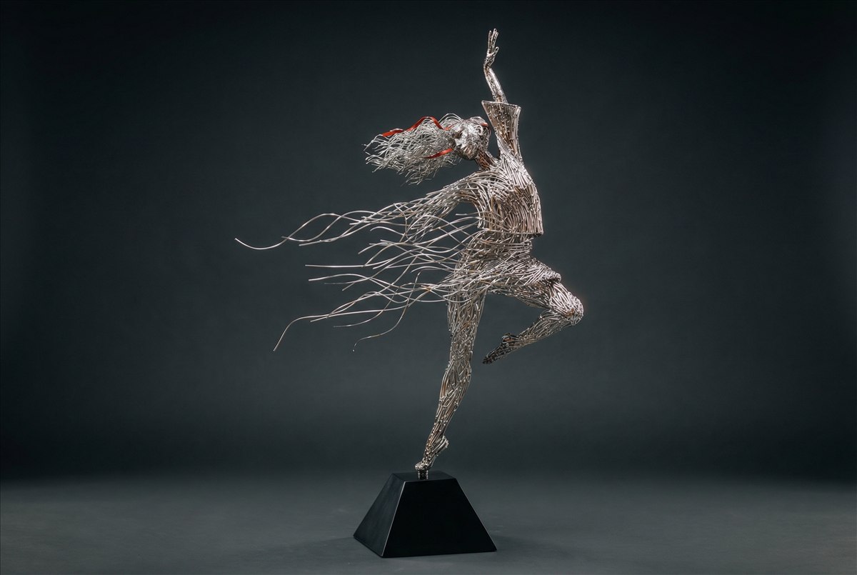 Dancing With The Wind